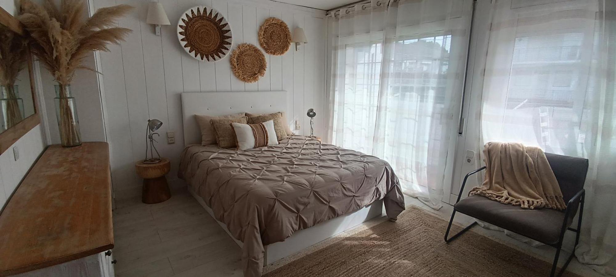 Casa vacanze The White House Santa Susanna